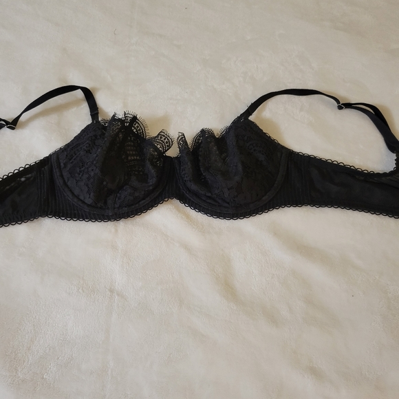 21 Victoria's Secret Bombshell 36C - Picture 10 of 11